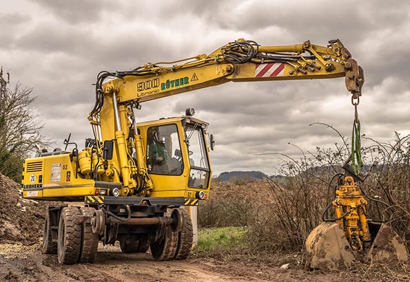 挖掘机培训:提高工作效率的秘诀